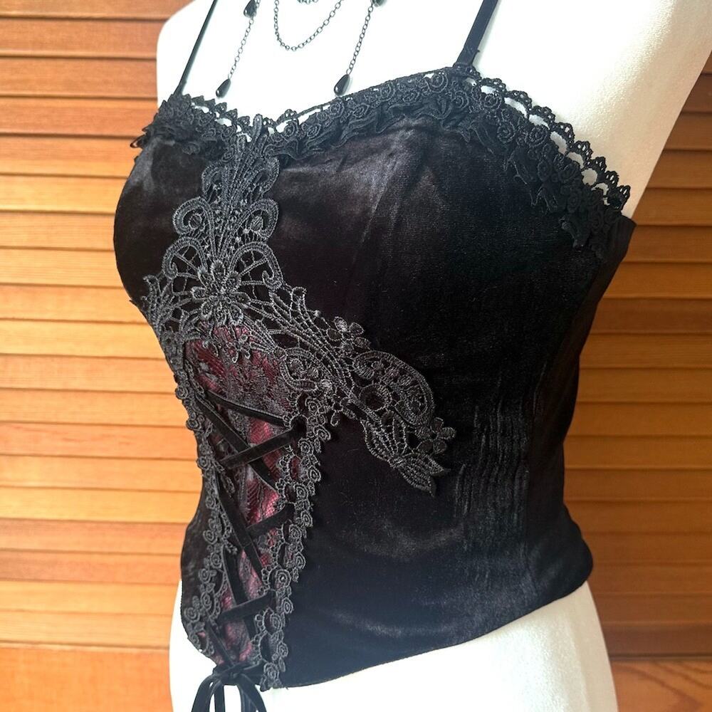 Dark in Love Gothic Victorian Blood Offering Black Red Velvet & Lace Cami Top - Picture 6 of 12